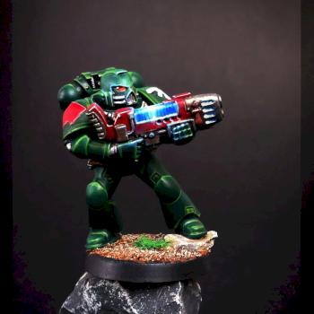 dark angels space marine with plasma gun (finished better pic) by DanielPrime