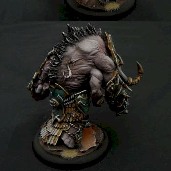 Bronzeback Skorne Warbeast by Jolly Roger Studio