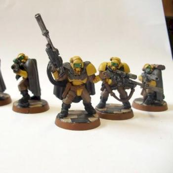 Imperial Fists Scout Squad by imm0rtal reaper