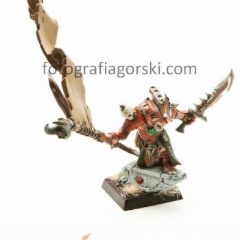 Skaven Chieftain Battle Standard Bearer by AndrutPL