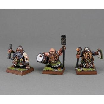 Dwarf War Machine Crew by Ghost of War