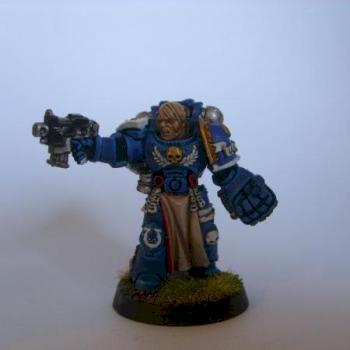 Ultramarines Veteran Space Marine by chivas