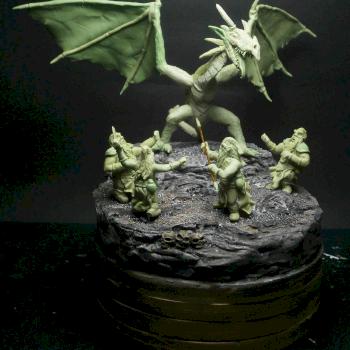 Dwarfs and Dragon 28mm sculpture by Stavros Zouliatis