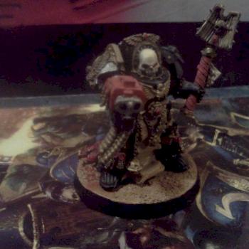 Iron Hands Terminator Chaplain w/ dead nid base by MurderMachine