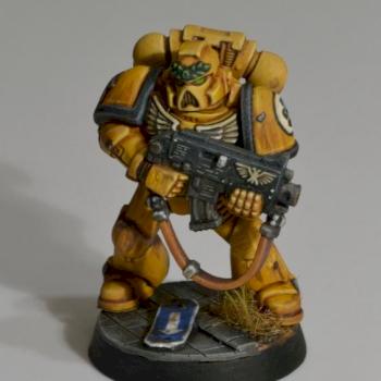 Imperial Fists Space Marine - AoBR by bendus