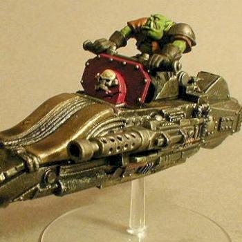 Ork custom 40k Jetbike by moonwhim