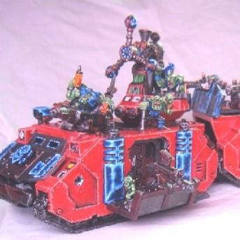 Ork Battlewagon (Dethskullz) by Dazkhull