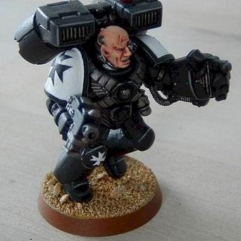 Black Templar Assault Marine - No helmet by ZeroG