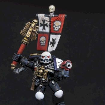 Black Templar Chaplain by fluisterwoud