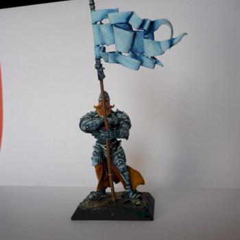 Conversion - Dwarf Standard Bearer by liohell