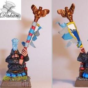 Dwarf warrior - Standart bearer by Dakan