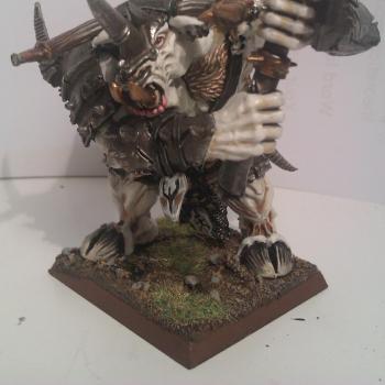 Albino Doombull by payzahh