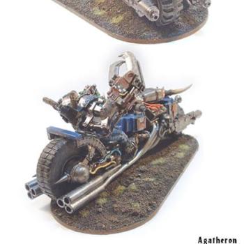 Ork Speed Freek Warboss on WarBike by Agatheron