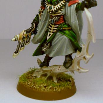 Eldar Bonesinger Farseer by RUmc