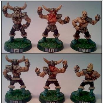 Blood Bowl Norse Linemen by Lou Rollins