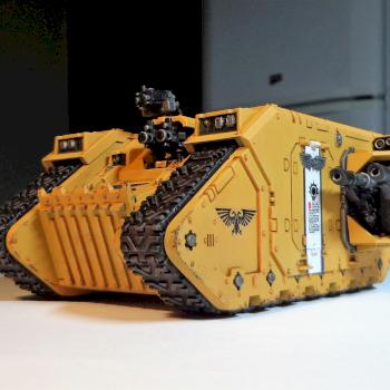 SPACE MARINES LAND RAIDER by sikamikanico