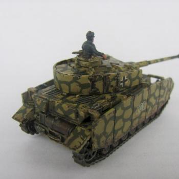 Pz. IV AusF.H (Pz.Bef.) Scale 1/100 by Kuzmich