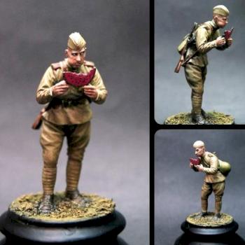 WWII Russian Soldier Eating Melon 1/35 by Vinolata