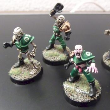 Blood Bowl Undead Henchmen, BloodBowl Untote Handlanger by Dino