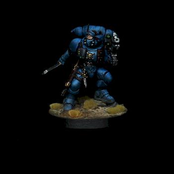 Ultramarines Vanguard Lieutenant in Phobos Armor by HooY