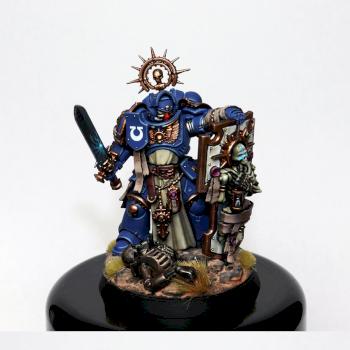 Ultramarines Primaris Captain by HooY