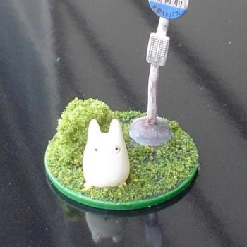 Tiny Totoro by cygnus46