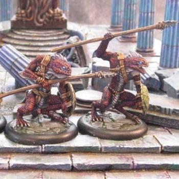 Ridgeback Lizardmen in the Temple of the Ancients by funnymouth