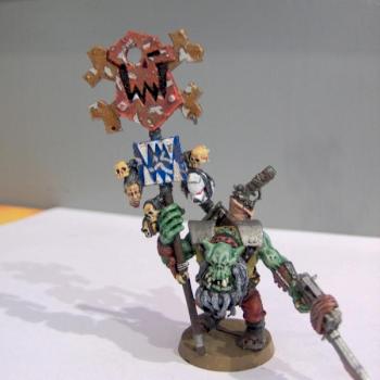 My ork warboss "Greiybeaard!"/nob with banner :) by Frobenius