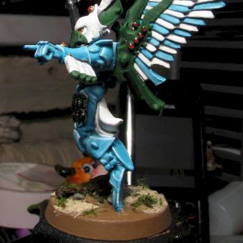 Eldar Swooping Hawk by MadDokRyssich