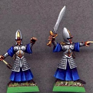 High Elf Bolt Thrower Crewmen by Aschul