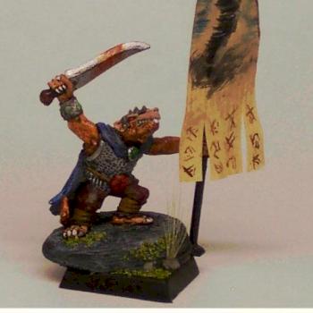 Skaven custom standard bearer by hakoMike