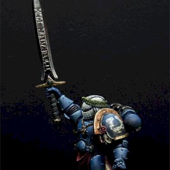 Ultramarine Captain by Picster