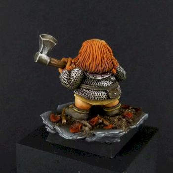 Dwarf woodcutter by Casas