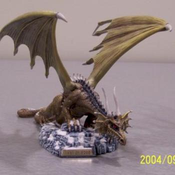 Gold Dragon of Chaos Limited Edition (view 3) by Drachenherz