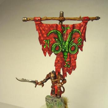 Skaven Battle Standard Bearer (conversion) by pesa