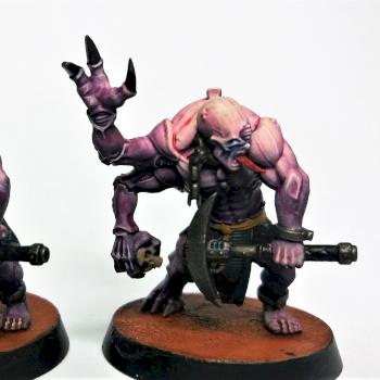 Genestealer cult aberrants by La Blouse