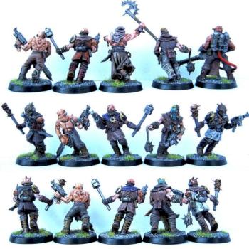 Dark Vengeance CSM Cultists with close combat weapons 1 by Brush of War Studio