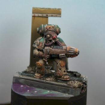 Nurgle Plague Marine with plasma gun by Thomas PARSONS