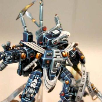 Tau Commander, close by Golden Demon Ken