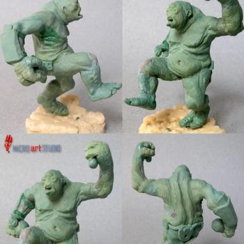 Troll Fighting Position Micro Art Studio 28mm by MicroArt Studio