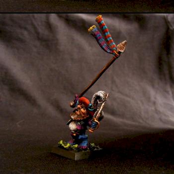 Karag Dum Dwarf Warrior with Banner by HodRod