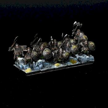 Dwarf Longbeards / Dispossessed Warriors / Mantic Dwarfs by warhamsterpainting