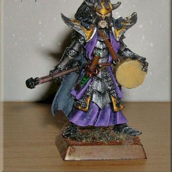 Dark Elf Black Guard Musician by Khorne