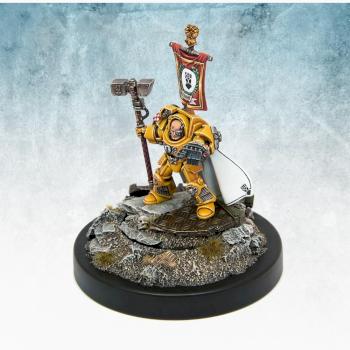 Imperial Fists Captain in Terminator armour by mrtn