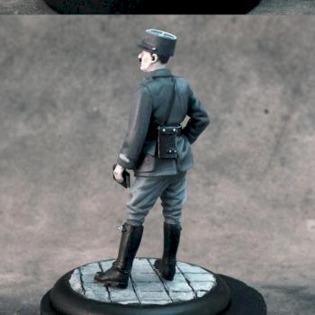 French Officer 1940 by fluisterwoud