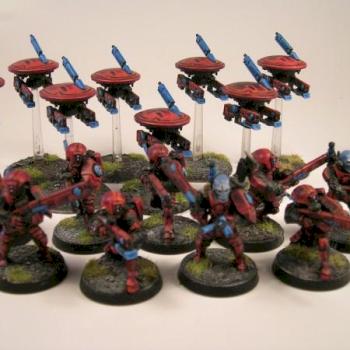 Tau fire warrior & gun drone squad by Vic Mackey