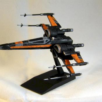 Bandai Poe Dameron X-Wing by droidworkshop