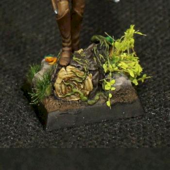 Female Archer - Darksword Miniatures by Eusi