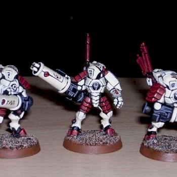 Tau Stealth Battlesuits by phoenixlord it83