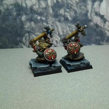 dwarf hammerers (back view) by gilsby